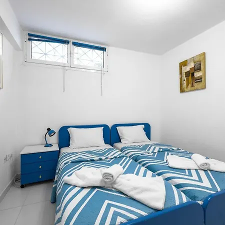 Sani Diamond By Luxlikehome *