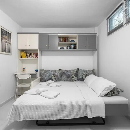 Sani Diamond By Luxlikehome *